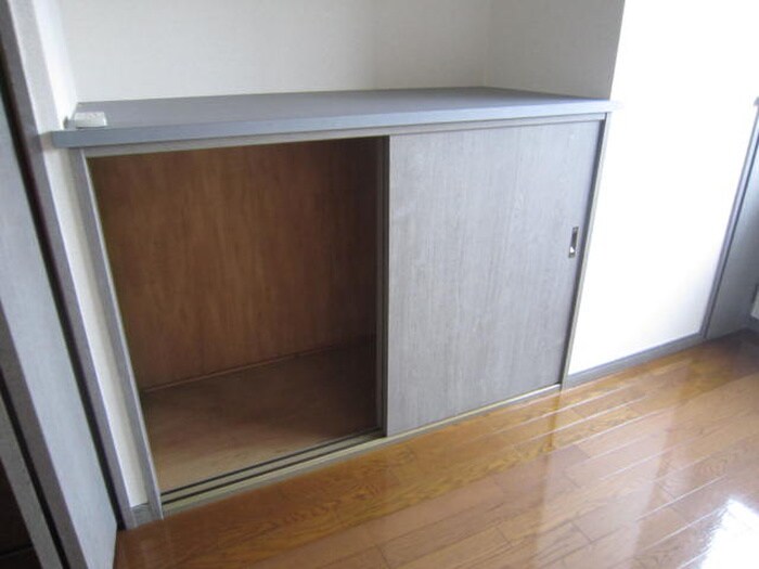 物件内観写真10　(収納)