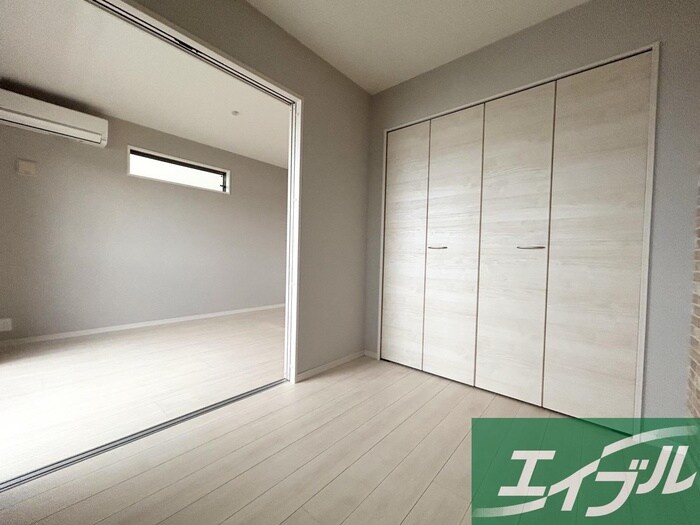 物件内観写真9　(居室)