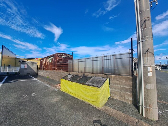 物件外観写真4　(建物設備)