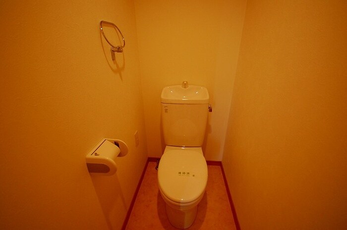 物件内観写真10　(トイレ)