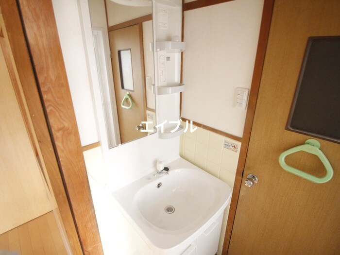 物件内観写真8　(洗面)