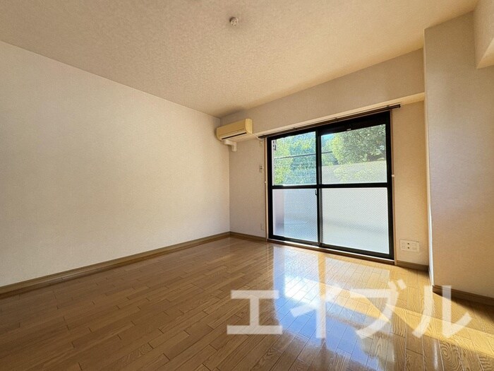 物件内観写真19　(居室)