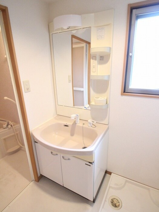 物件内観写真10　(洗面)