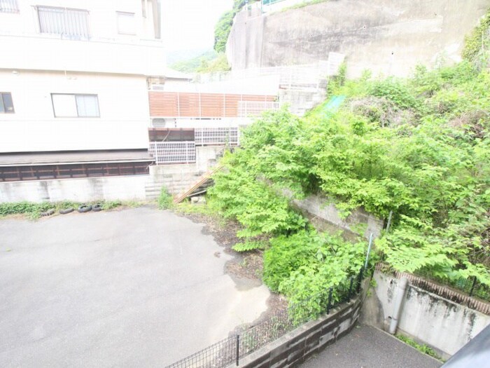 物件内観写真18　(室内からの展望)