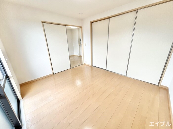 物件内観写真9　(居室)