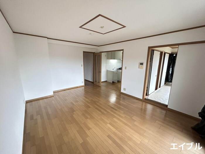 物件内観写真6　(居室)