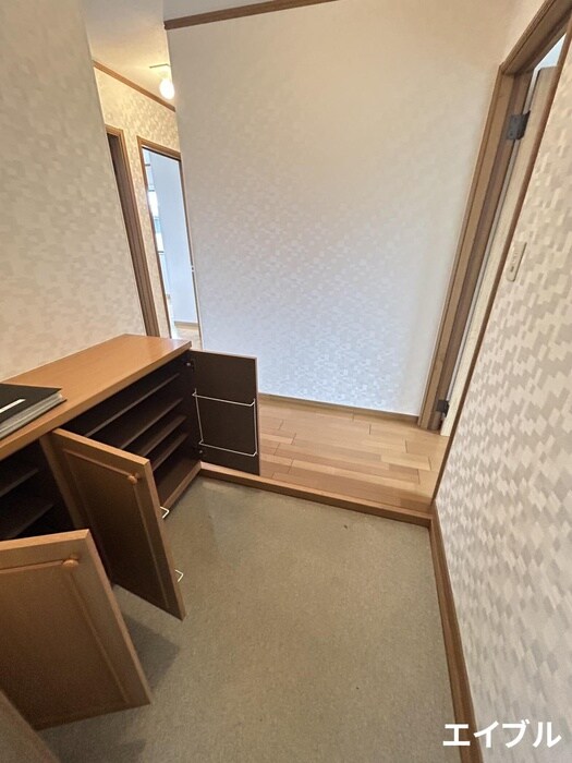 物件内観写真20　(玄関)