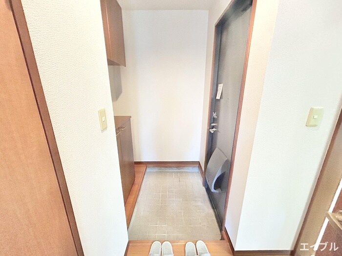 物件内観写真14　(玄関)