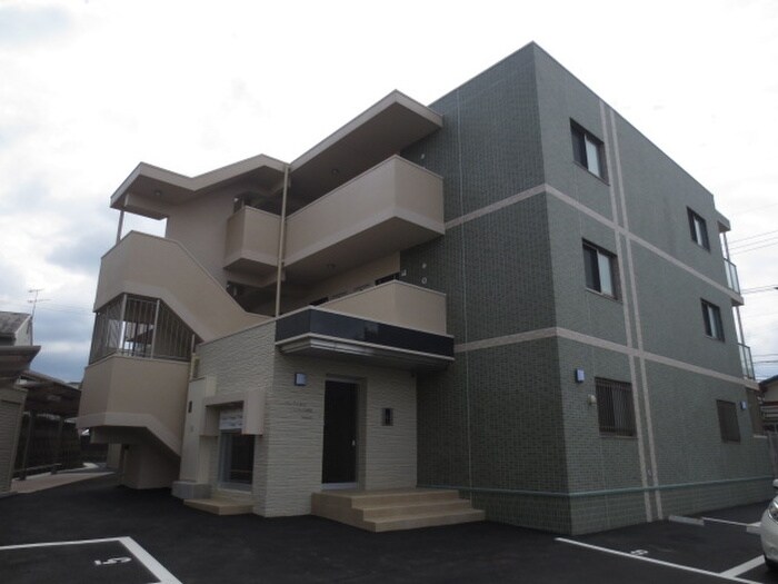 ヴェールメゾン篠原の物件外観写真