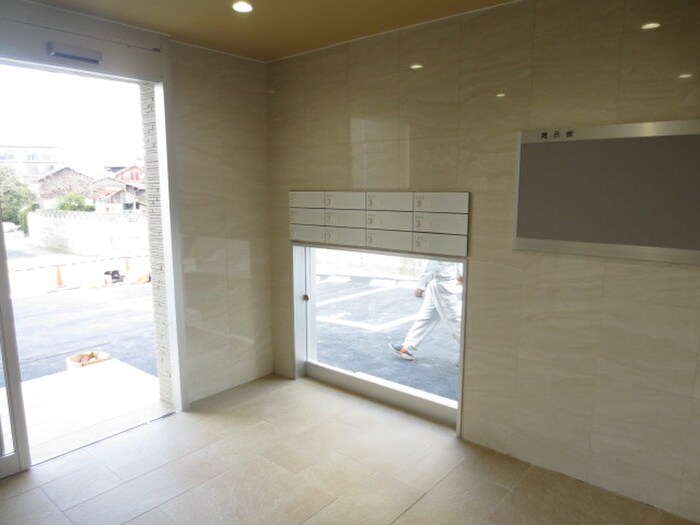 物件外観写真2　(その他)