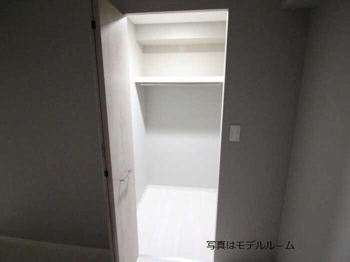 物件内観写真10　(居室)