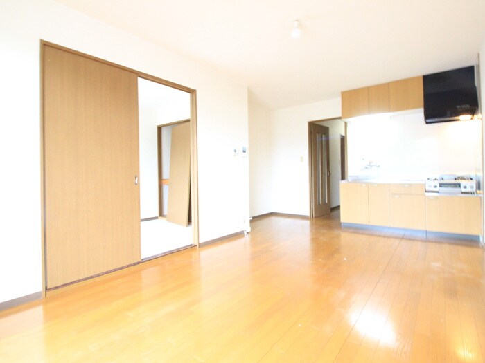 物件内観写真4　(居室)