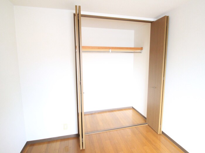 物件内観写真9　(収納)