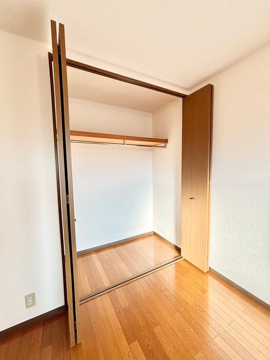 物件内観写真9　(収納)