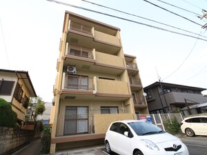 プラムハイツ外観写真