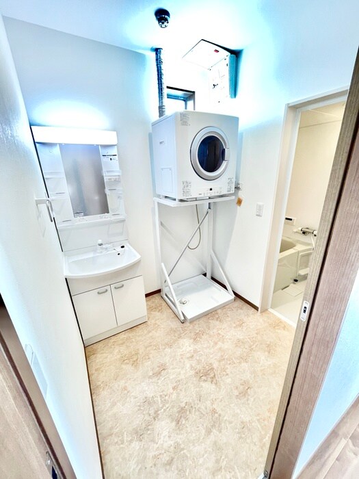 物件内観写真21　(洗濯機置場)