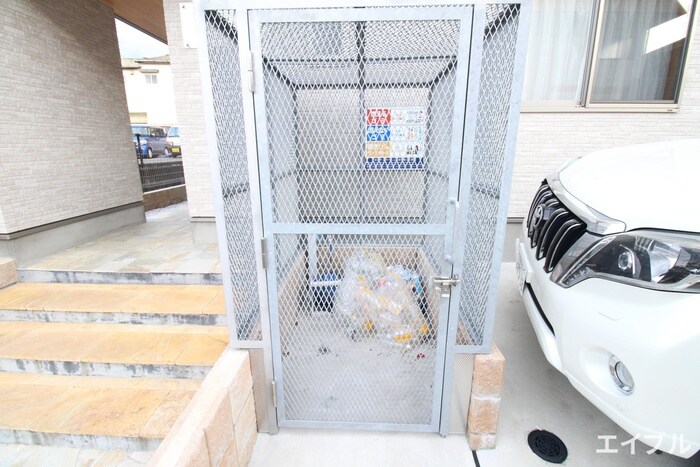 物件外観写真6　(外観写真)