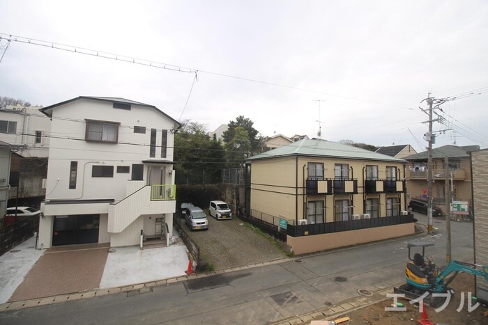 物件内観写真18　(室内からの展望)