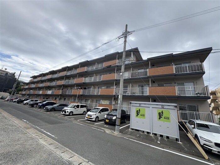 第２パ－プルハイムの外観写真