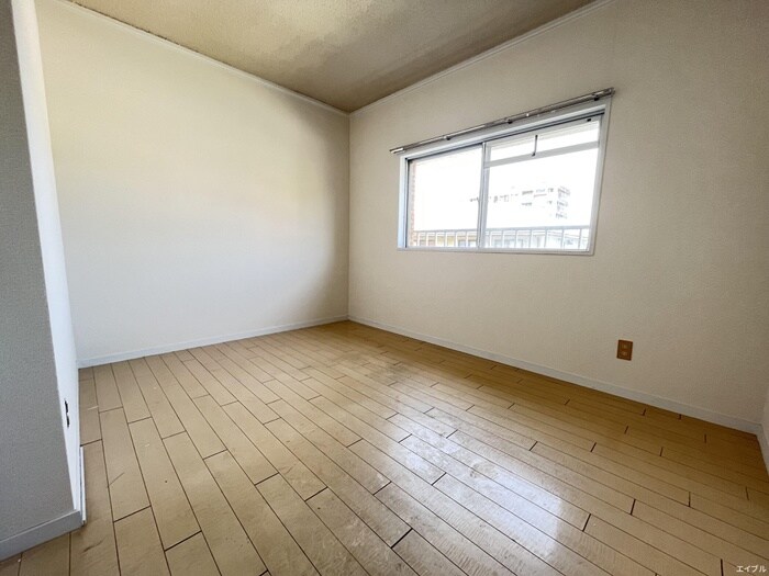 物件内観写真9　(居室)