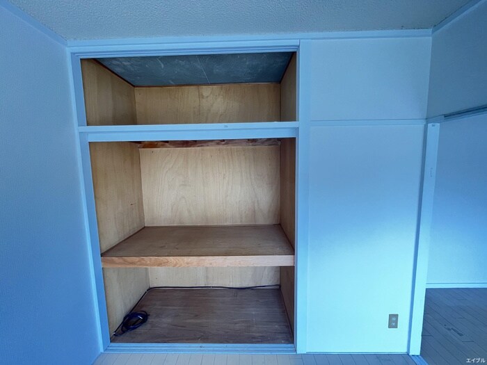 物件内観写真16　(収納)