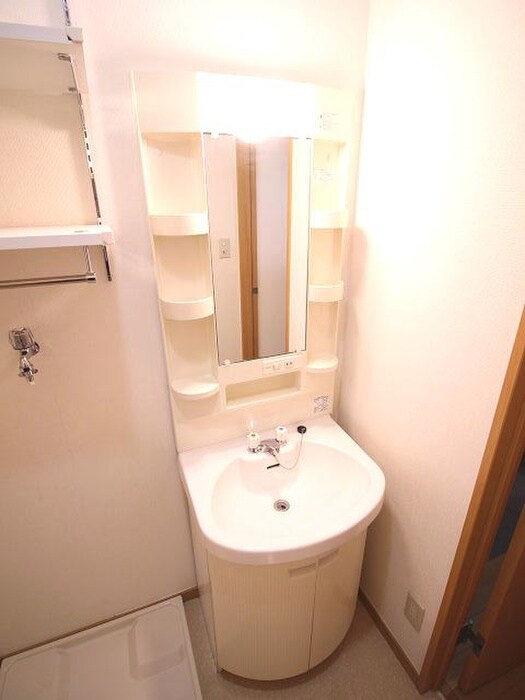 物件内観写真9　(洗面)