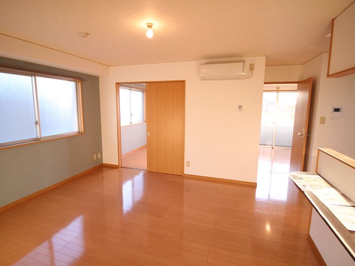 物件内観写真16　(内観写真)