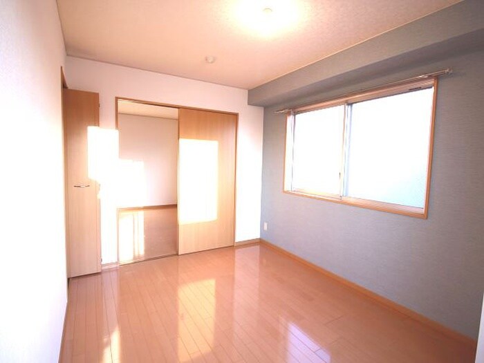 物件内観写真17　(内観写真)