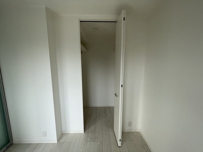 物件内観写真8　(収納)