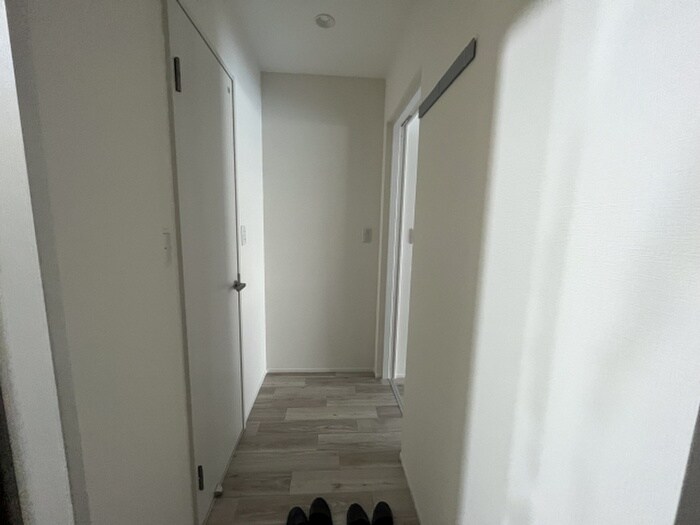 物件内観写真9　(玄関)