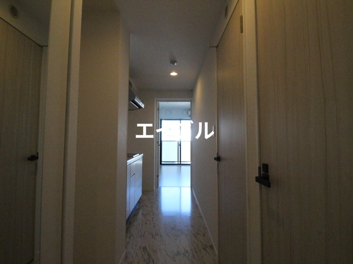 物件内観写真18　(廊下)