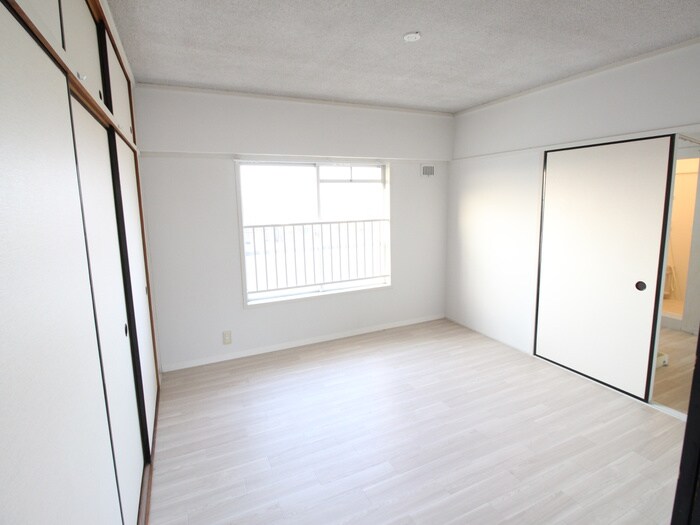 物件内観写真16　(居室)