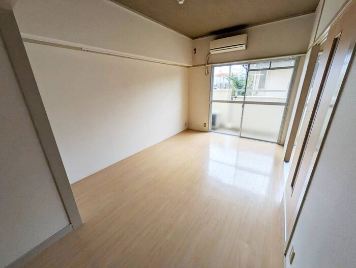 物件内観写真18　(居室)