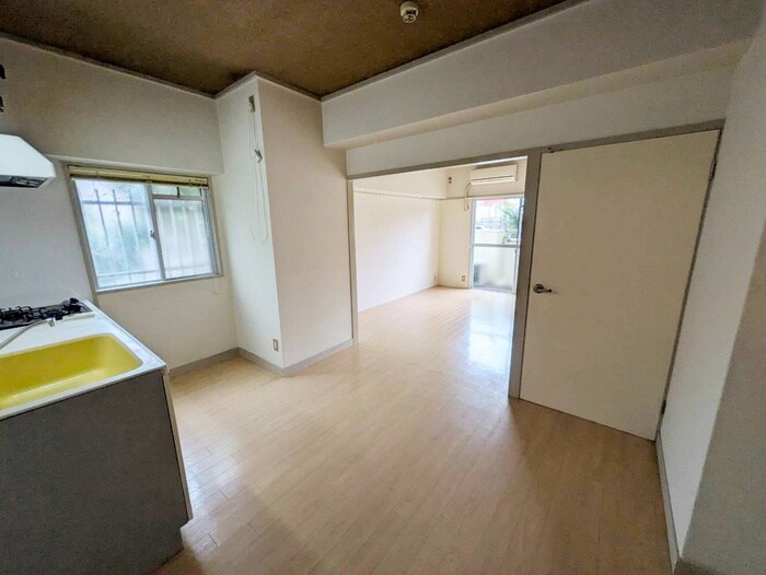 物件内観写真19　(居室)