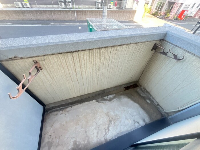 ＫＭマンション産医大前のベランダ・バルコニー