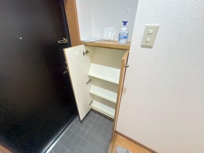 物件内観写真20　(靴箱)