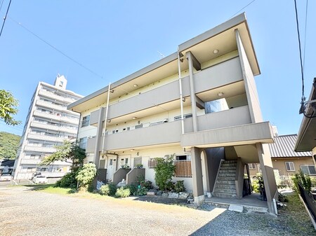 長田アパート外観写真