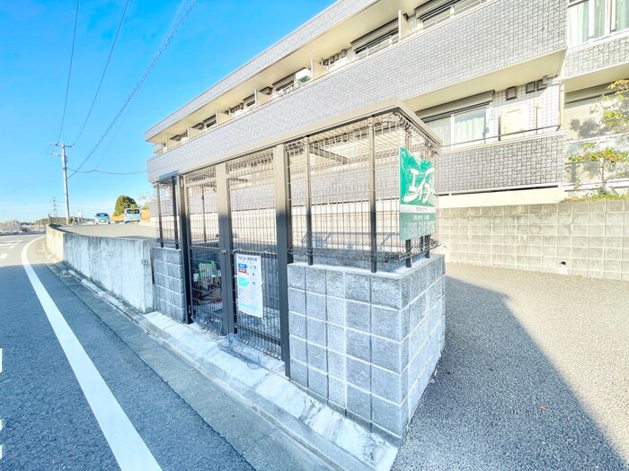 物件外観写真4　(建物設備)