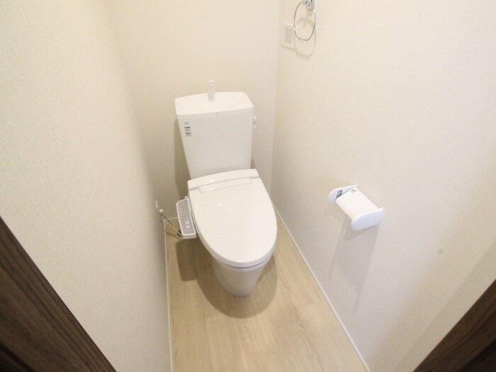 物件内観写真10　(トイレ)