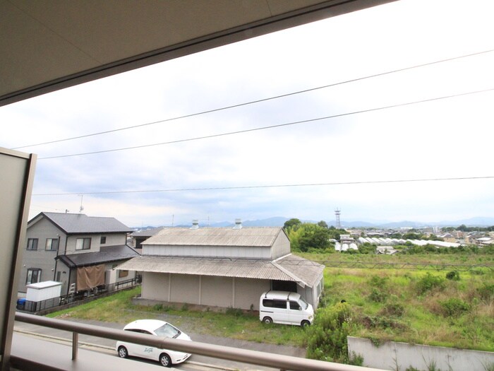 物件内観写真13　(室内からの展望)