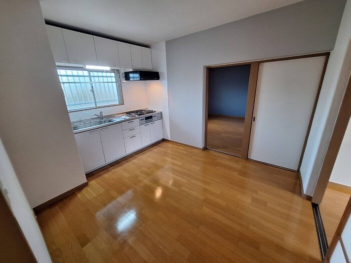 物件内観写真4　(居室)