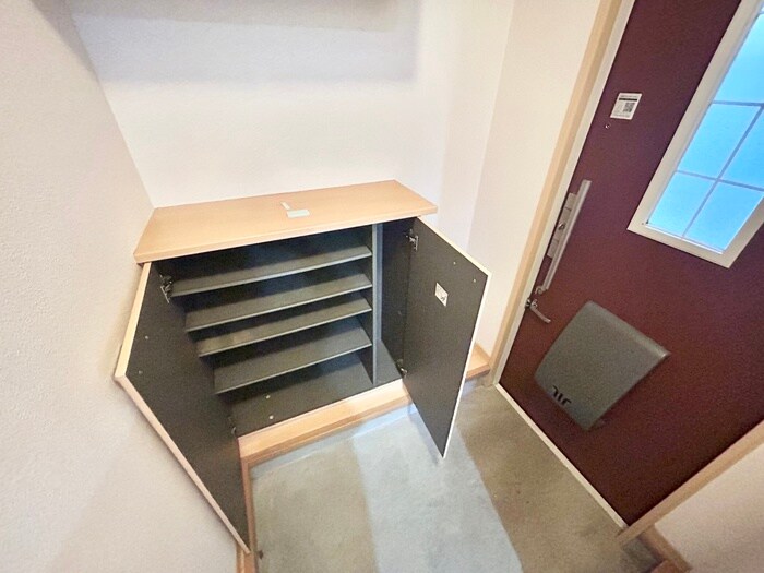 物件内観写真18　(靴箱)