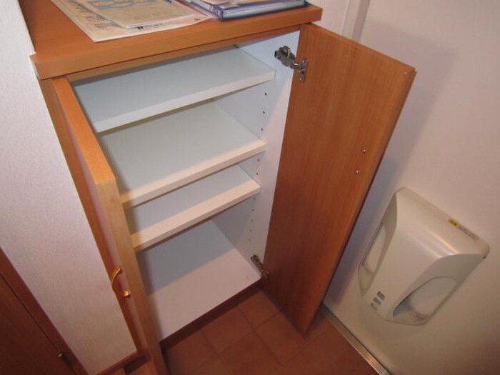 物件内観写真11　(靴箱)