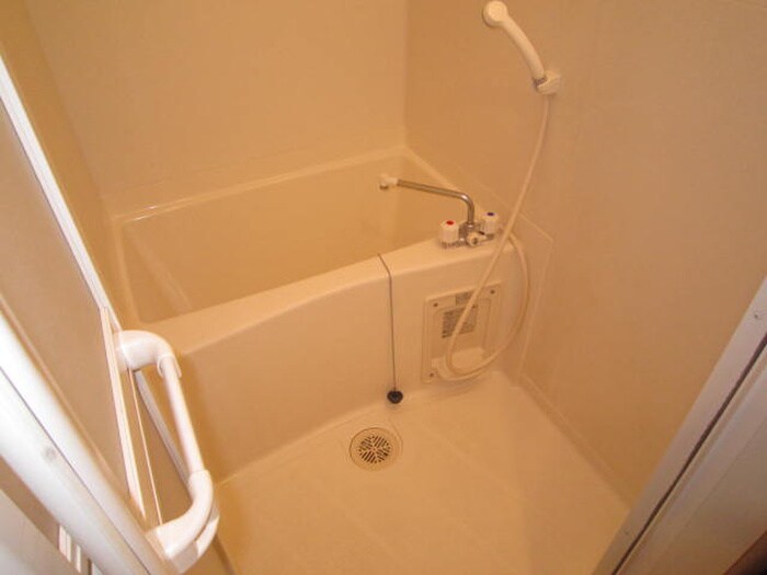 物件内観写真16　(バス／シャワールーム等)