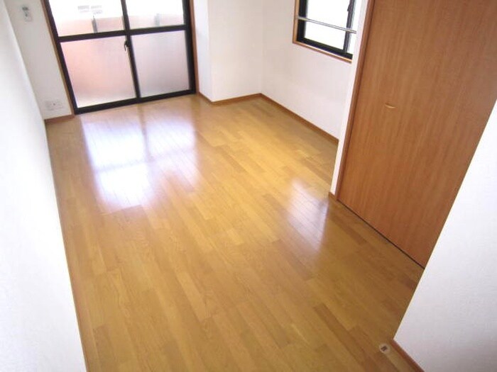 物件内観写真17　(居室)