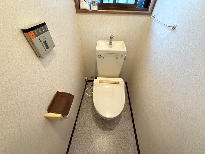 物件内観写真10　(トイレ)