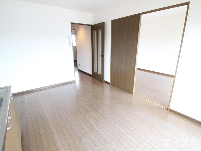 物件内観写真18　(廊下)