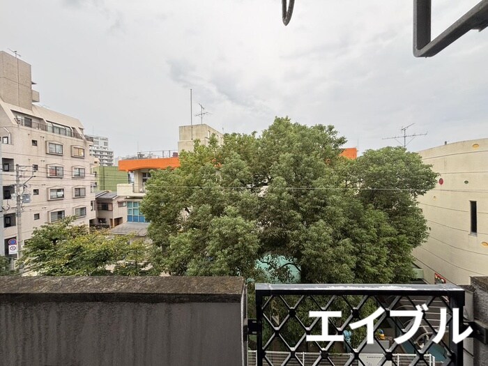 物件内観写真15　(室内からの展望)