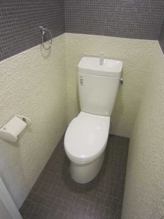 物件内観写真12　(トイレ)