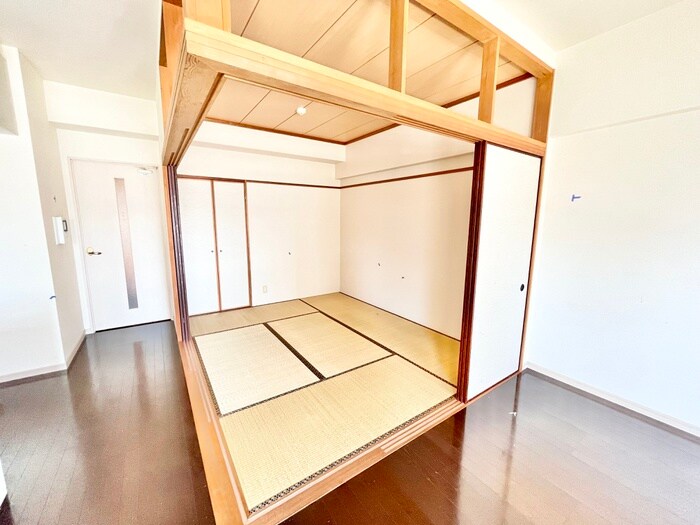 物件内観写真8　(居室)